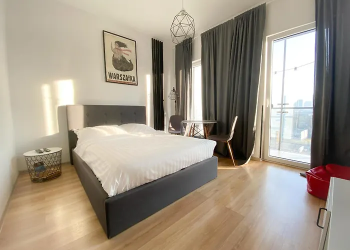 Bliska Wola Expo Central Apartment